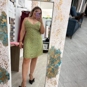 VESTIDO LUNARES VERDE